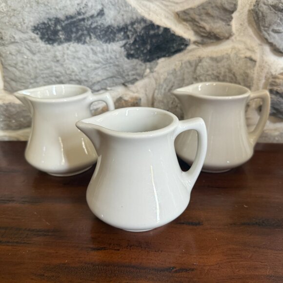 Jackson Custom China Falls Creek, Pa-4.5" pitchers, set of three, made in USA - Picture 3 of 12